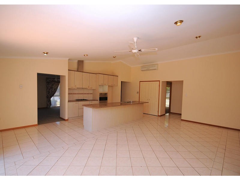 12 Boleyn Place, Torquay QLD 4655