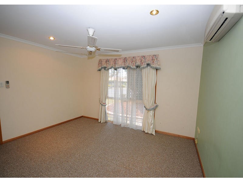 12 Boleyn Place, Torquay QLD 4655