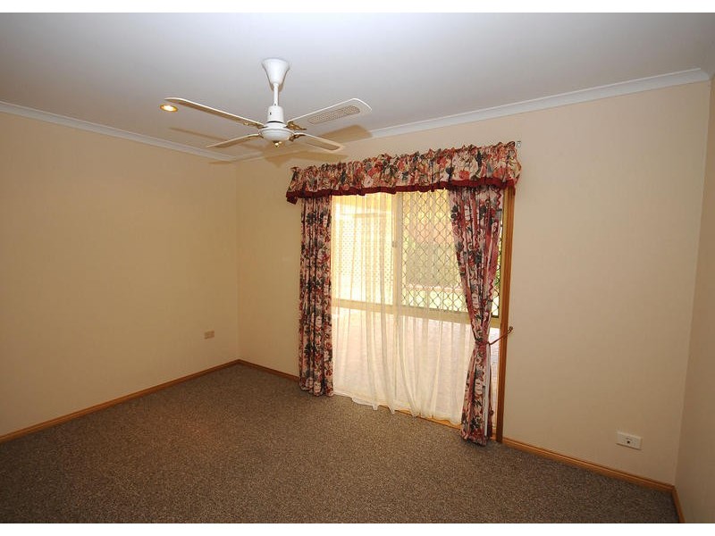 12 Boleyn Place, Torquay QLD 4655