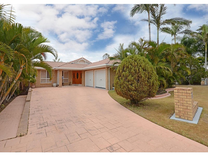 12 Cassia Avenue, Scarness QLD 4655