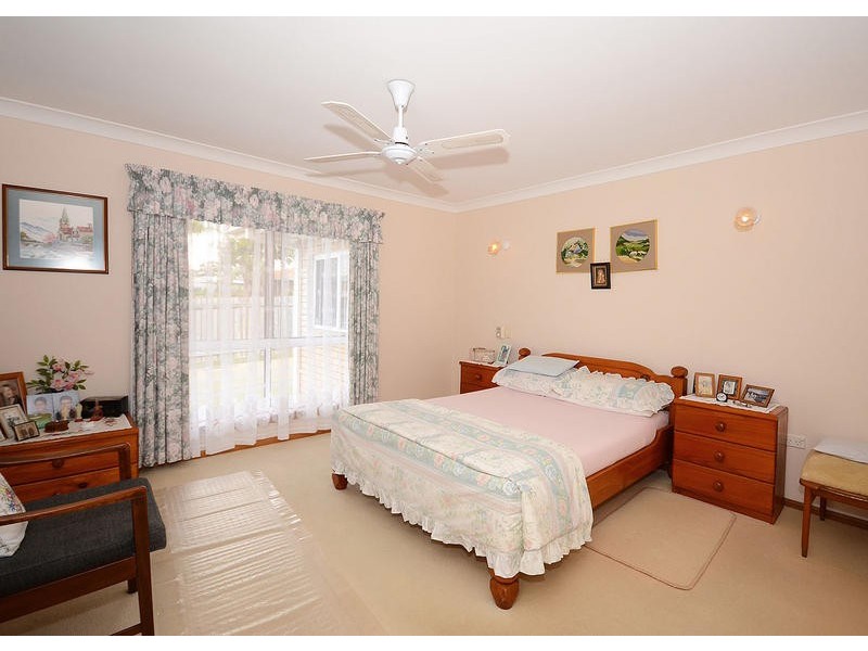 12 Cassia Avenue, Scarness QLD 4655