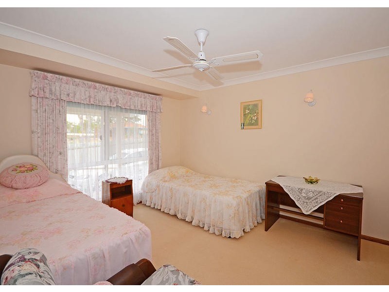 12 Cassia Avenue, Scarness QLD 4655