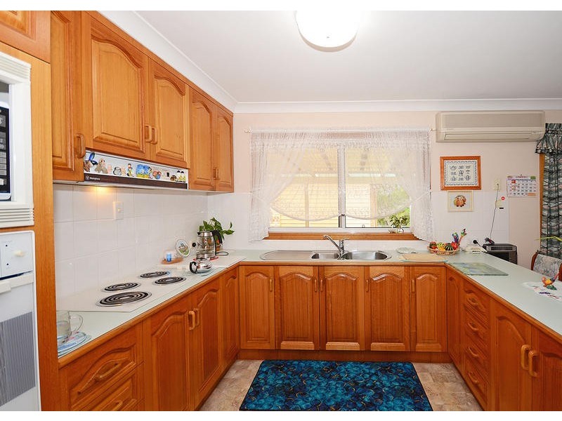 12 Cassia Avenue, Scarness QLD 4655
