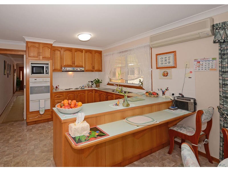 12 Cassia Avenue, Scarness QLD 4655