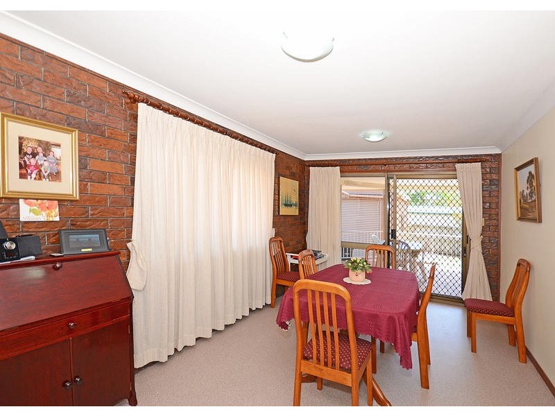 58 Helsham St, Point Vernon QLD 4655