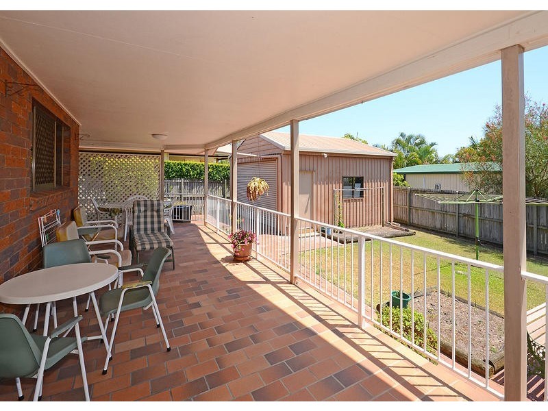 58 Helsham St, Point Vernon QLD 4655