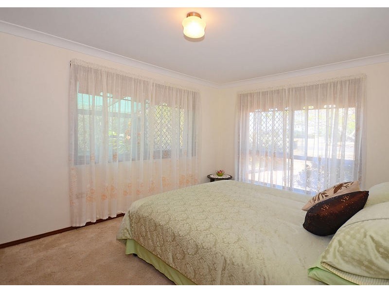 58 Helsham St, Point Vernon QLD 4655