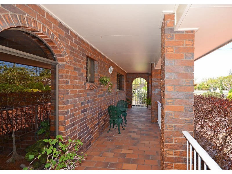 58 Helsham St, Point Vernon QLD 4655