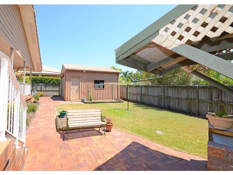 58 Helsham St, Point Vernon QLD 4655