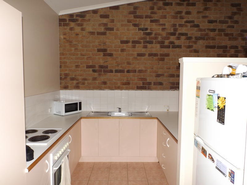 15/ 222 Torquay Tce, Torquay QLD 4655