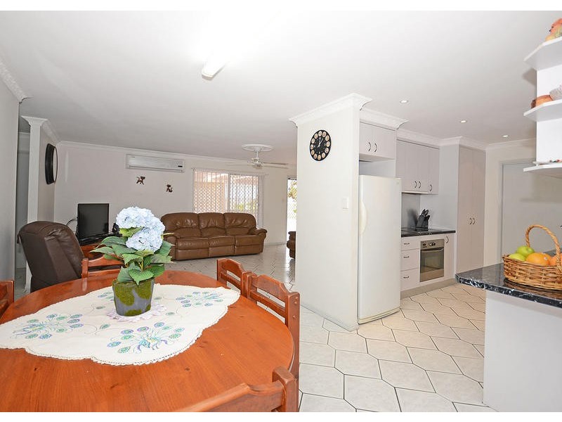 50 Haydn Dve, Kawungan QLD 4655