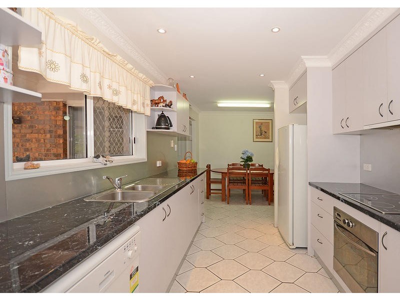 50 Haydn Dve, Kawungan QLD 4655