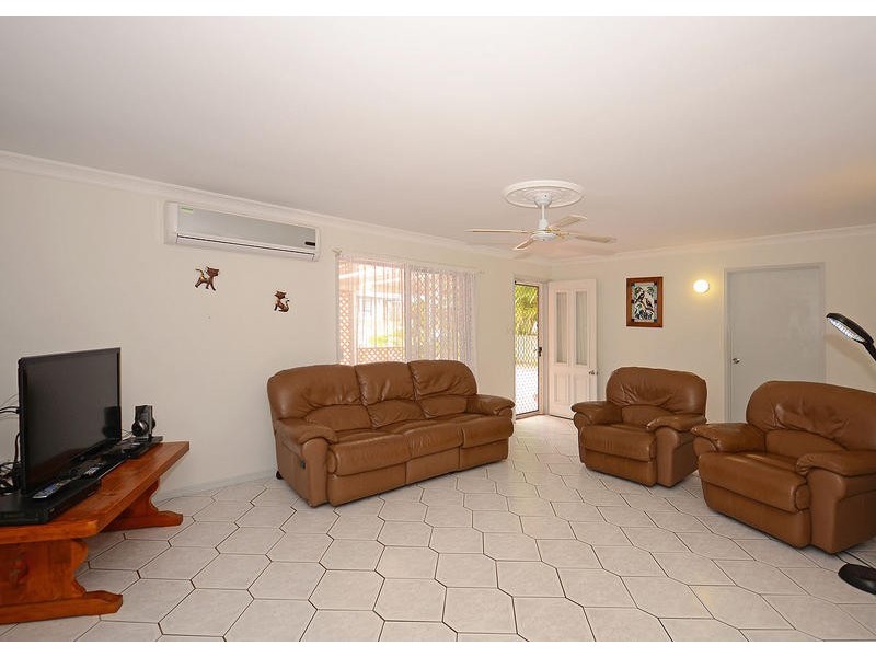 50 Haydn Dve, Kawungan QLD 4655