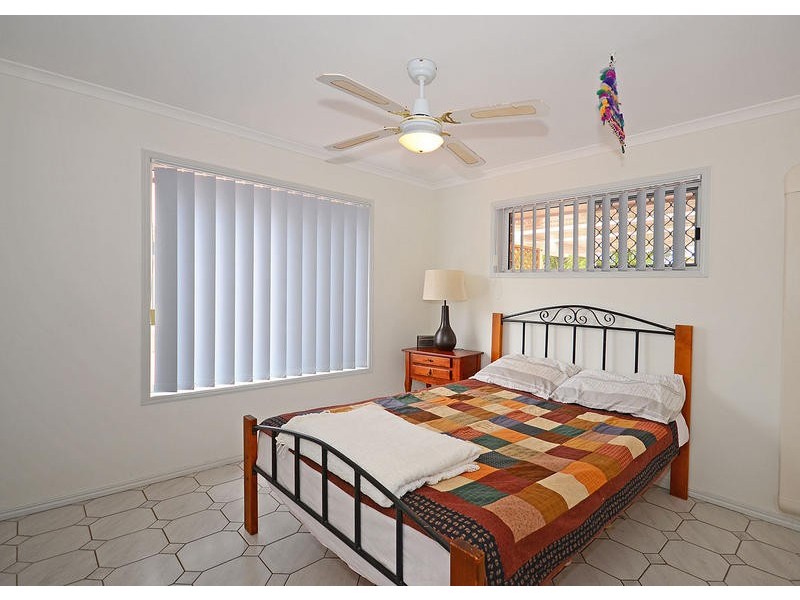 50 Haydn Dve, Kawungan QLD 4655