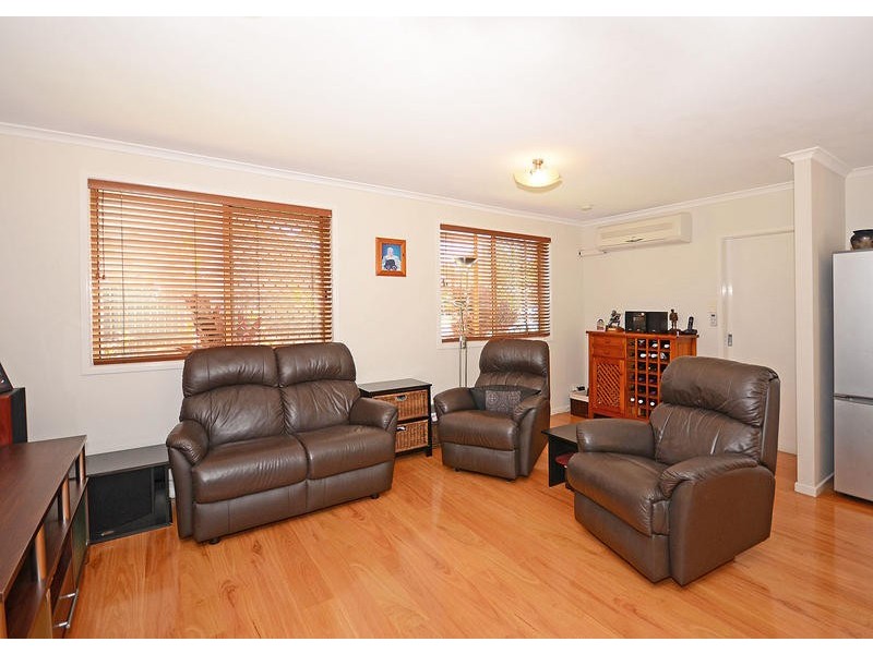 16 Bergin Crt, Torquay QLD 4655