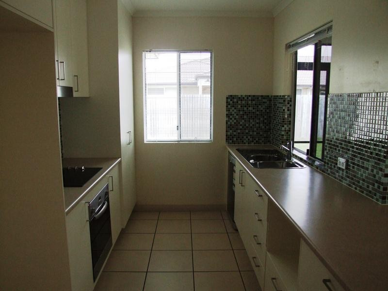 26/ 230 Pulgul St, Urangan QLD 4655