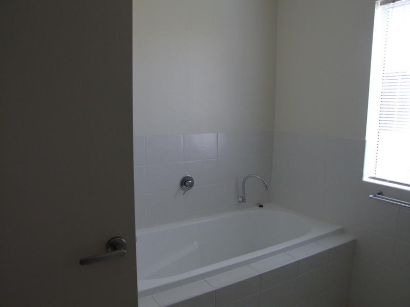 26/ 230 Pulgul St, Urangan QLD 4655