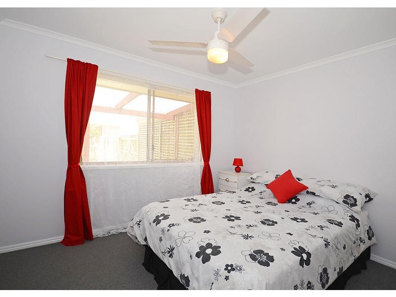 49 Honeysuckle Ave, Kawungan QLD 4655