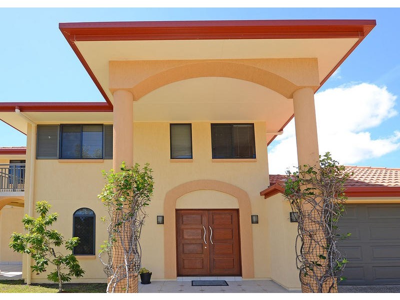 168B Long St, Point Vernon QLD 4655