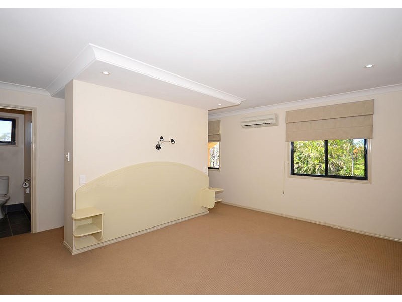 168B Long St, Point Vernon QLD 4655