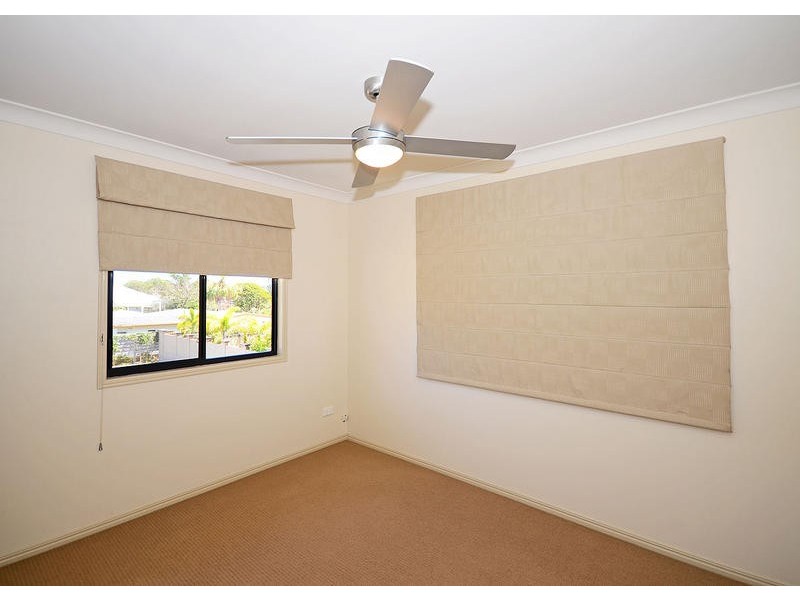 168B Long St, Point Vernon QLD 4655