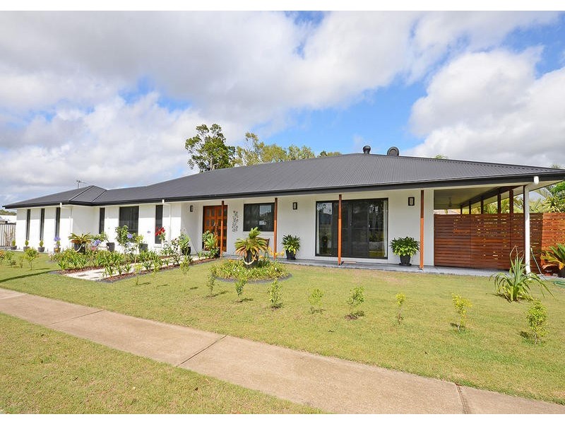 2 Tree View Rd, Toogoom QLD 4655
