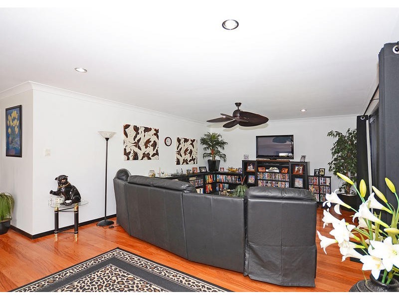 2 Tree View Rd, Toogoom QLD 4655