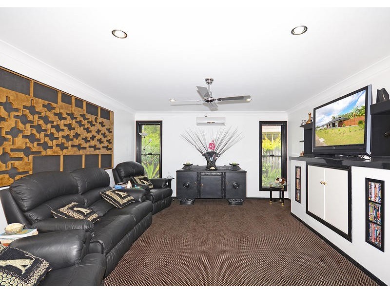 2 Tree View Rd, Toogoom QLD 4655