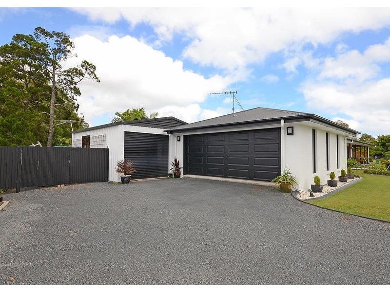 2 Tree View Rd, Toogoom QLD 4655