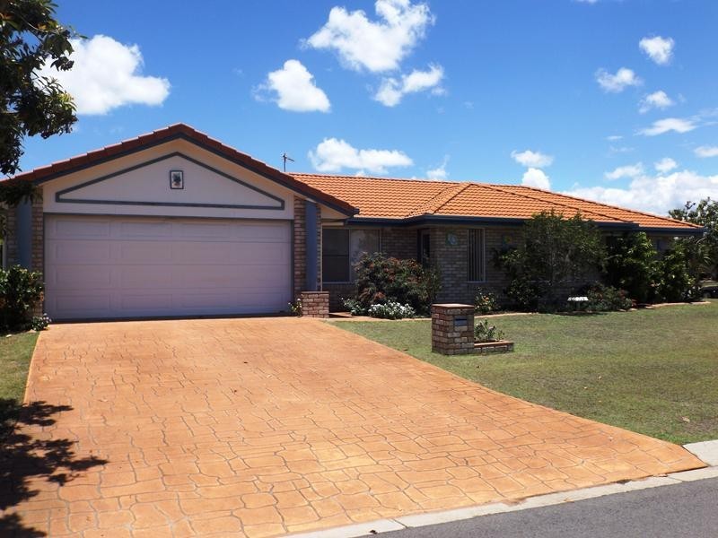 1 Durham Court, Kawungan QLD 4655