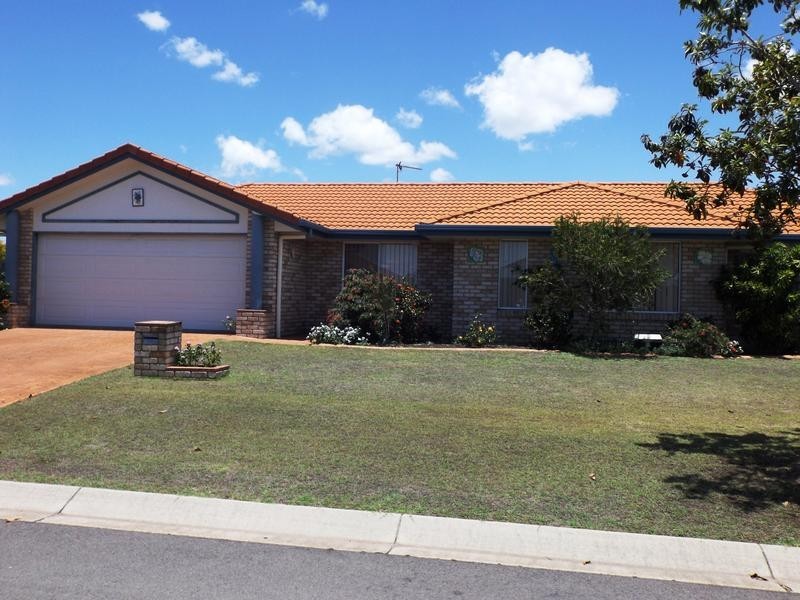 1 Durham Court, Kawungan QLD 4655