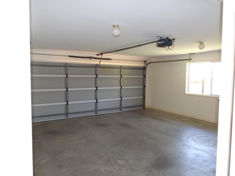 1 Durham Court, Kawungan QLD 4655