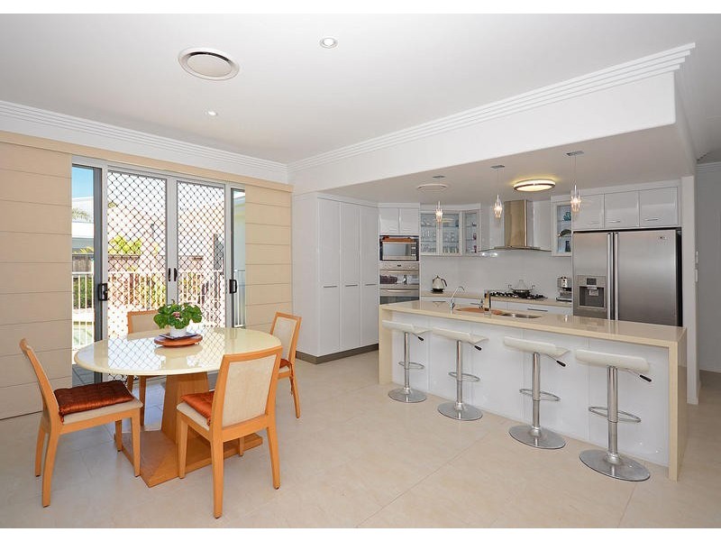 219 Long St, Pialba QLD 4655