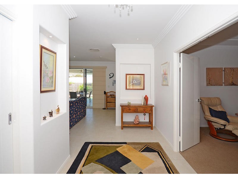 219 Long St, Pialba QLD 4655