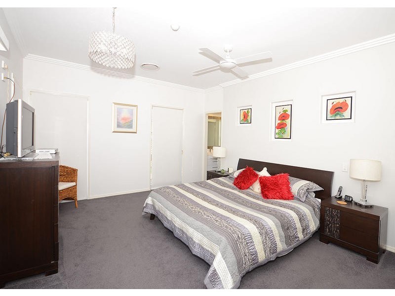 219 Long St, Pialba QLD 4655