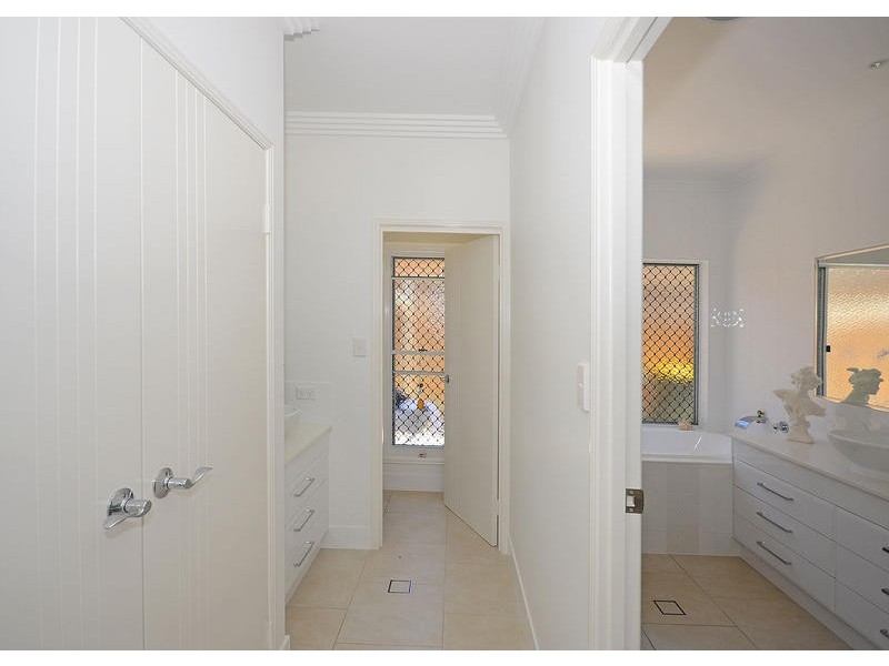 219 Long St, Pialba QLD 4655