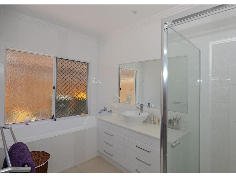 219 Long St, Pialba QLD 4655