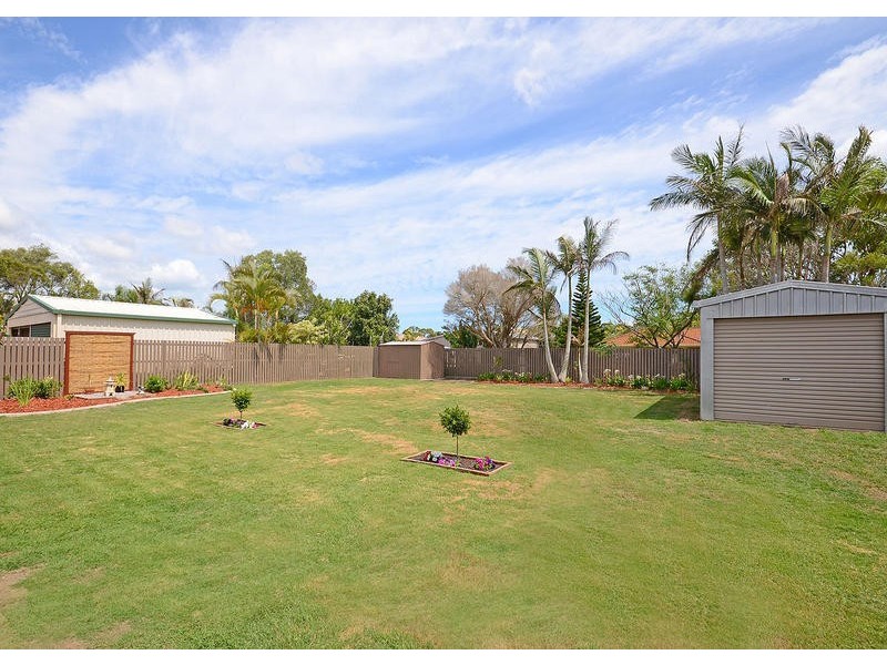 40 Cedar Crescent, Kawungan QLD 4655