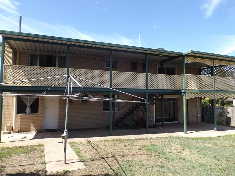 8 Leith St, Pialba QLD 4655