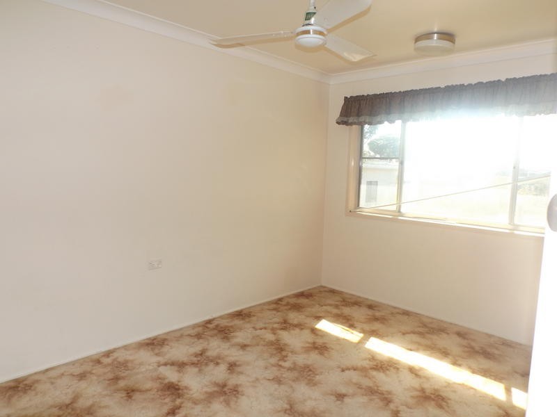 8 Leith St, Pialba QLD 4655