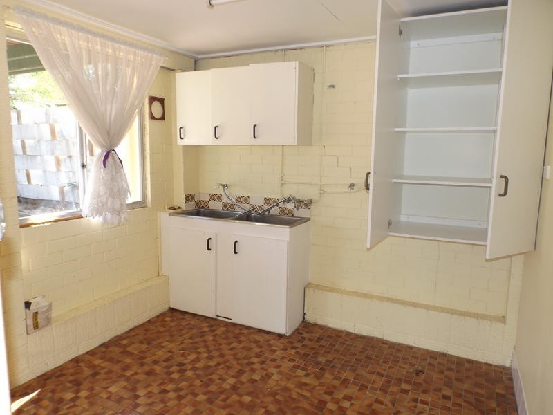 8 Leith St, Pialba QLD 4655