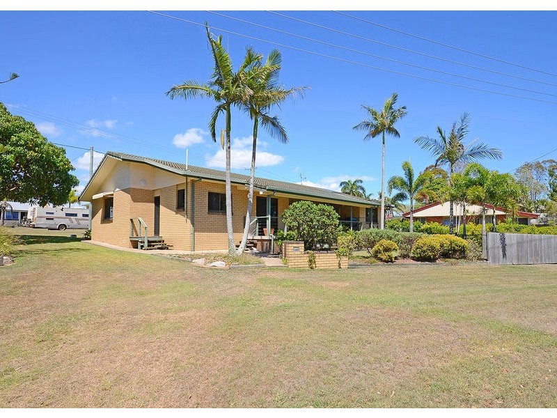 11 Flinders St, Point Vernon QLD 4655