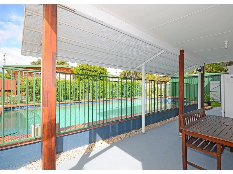 57 Hibiscus Street, Urangan QLD 4655