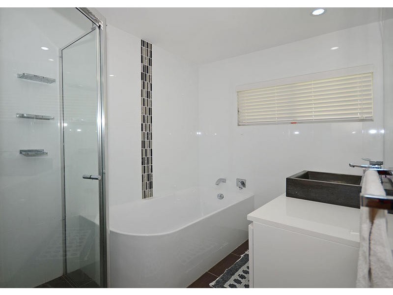 57 Hibiscus Street, Urangan QLD 4655