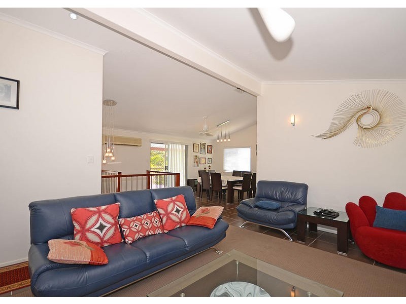 57 Hibiscus Street, Urangan QLD 4655