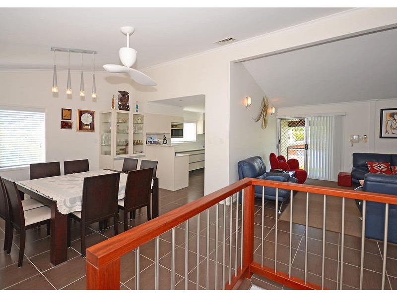 57 Hibiscus Street, Urangan QLD 4655