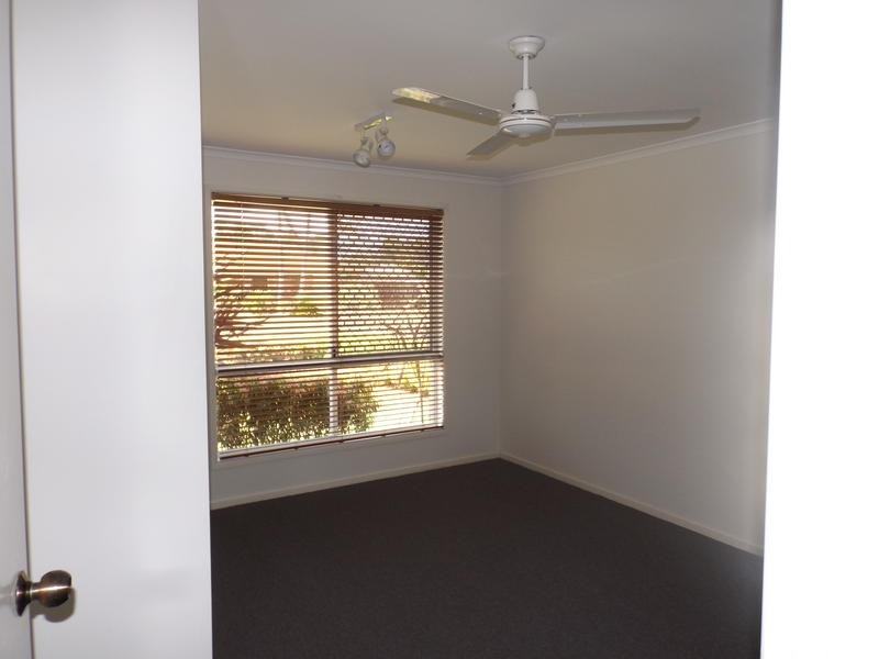 34 Cedar Crescent, Kawungan QLD 4655