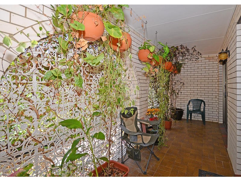 19 Tingira Tce, Scarness QLD 4655