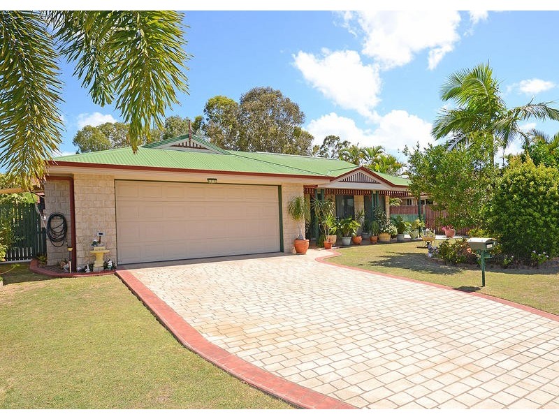 20 Lester Cres, Torquay QLD 4655