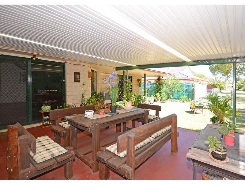 20 Lester Cres, Torquay QLD 4655